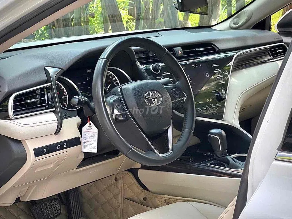 Toyota Camry 2020 photo 4
