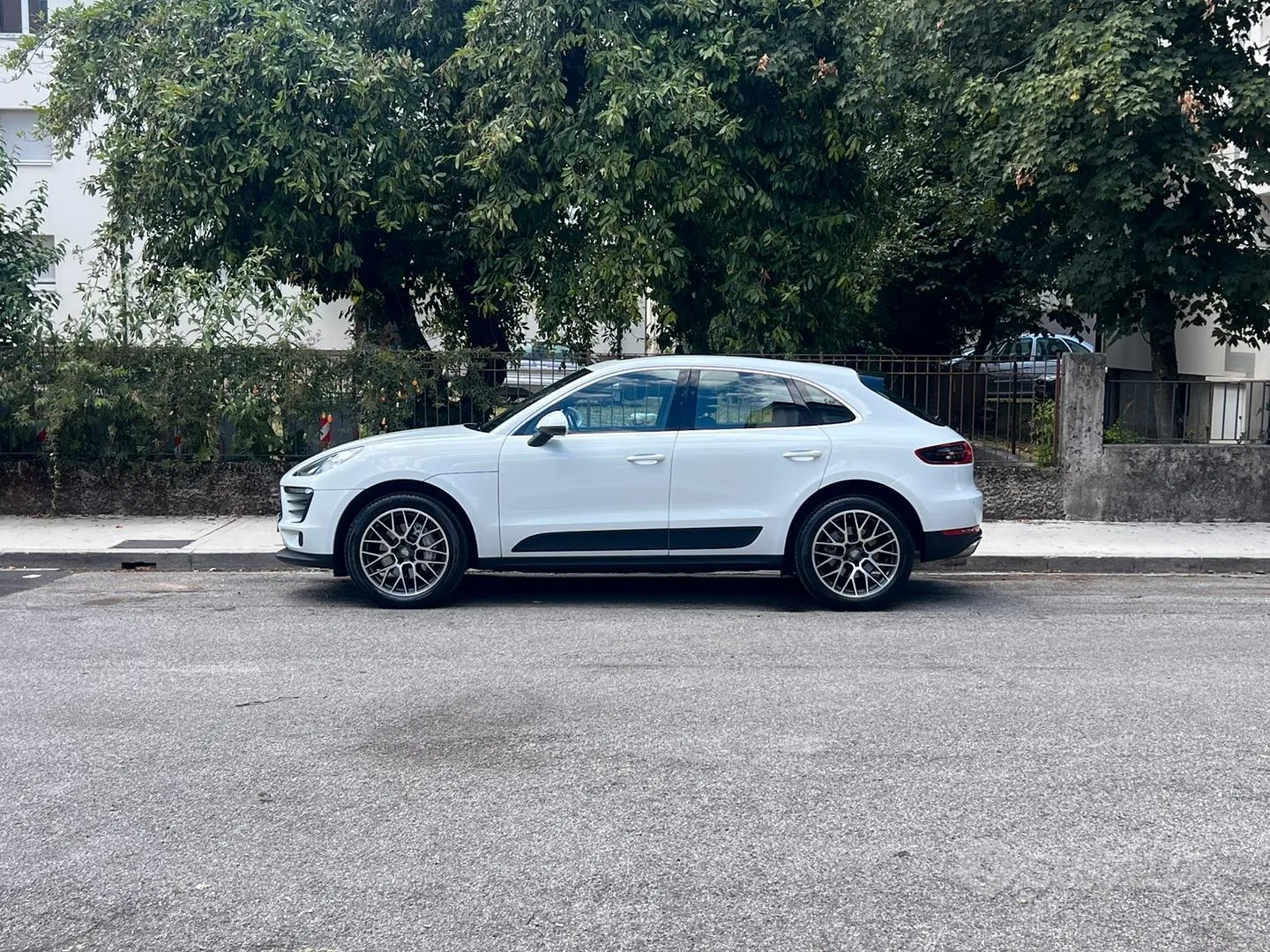 Porsche Macan 2016 photo 2