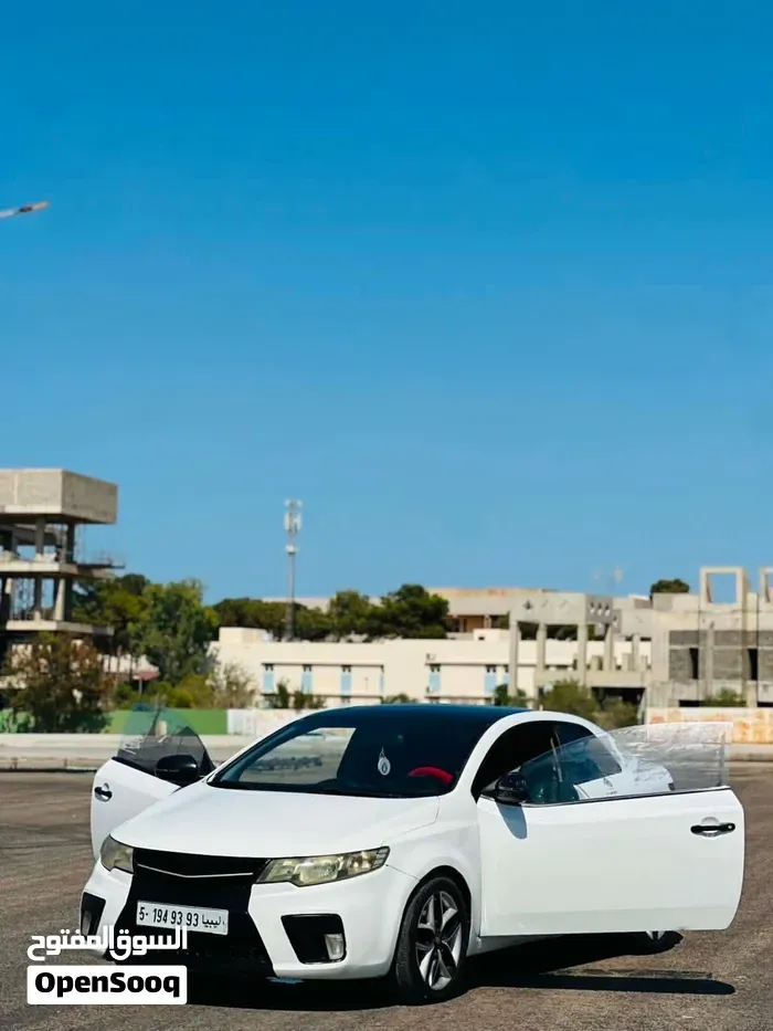 Kia Forte Gt 2012 photo 2