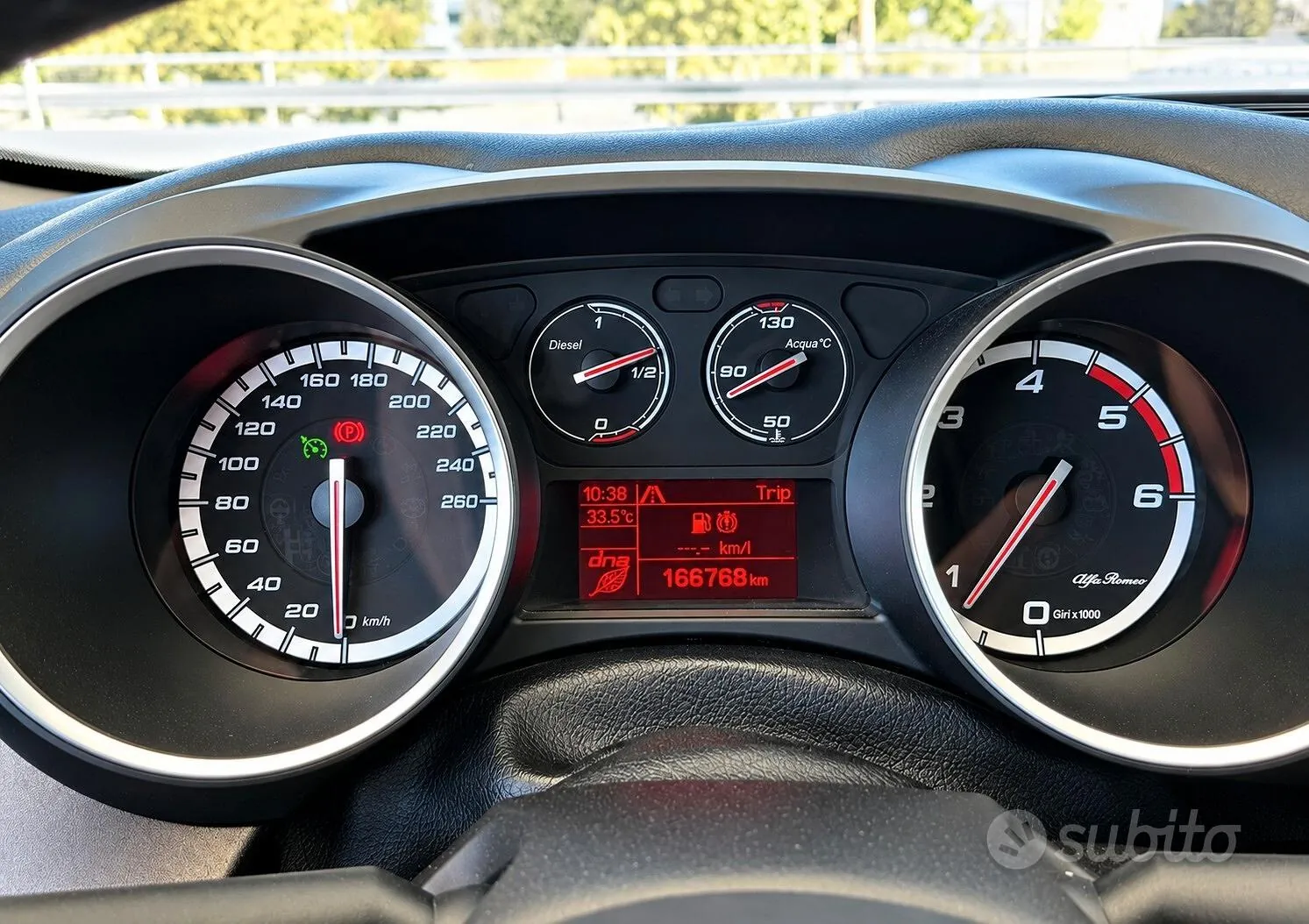 Alfa Romeo Giulietta 2015 photo 2