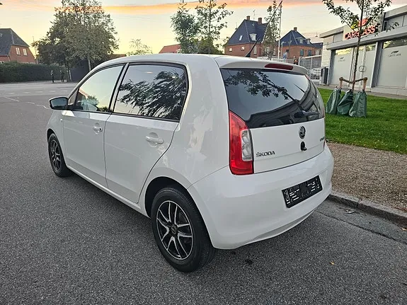 Skoda Citigo 2013 photo 3