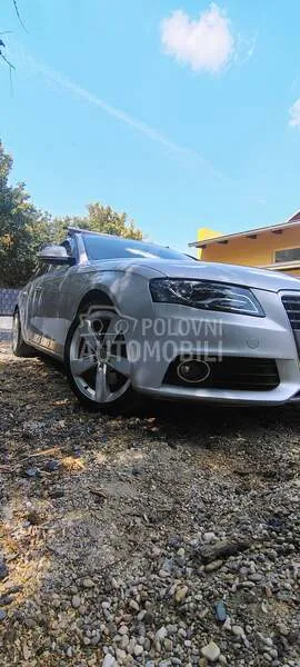Audi A4 2009 photo 2