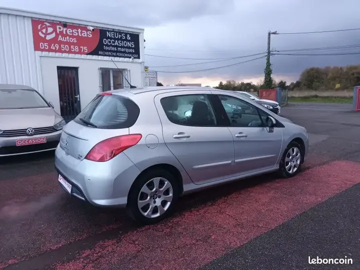 Peugeot 308 2013 photo 4
