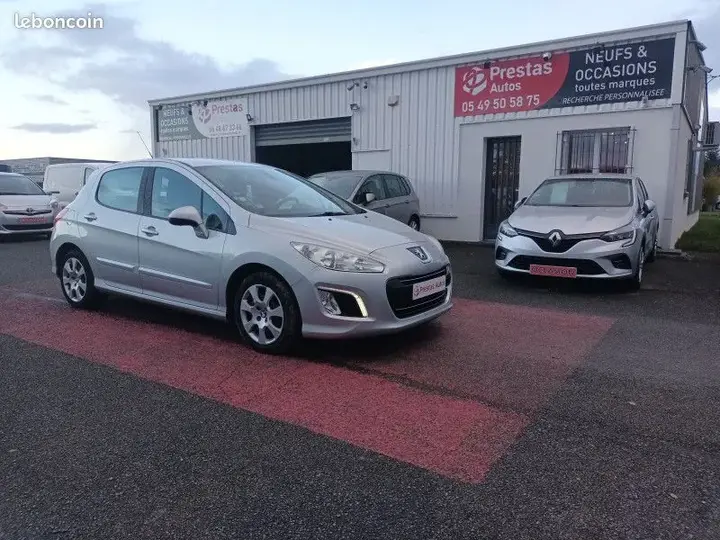 Peugeot 308