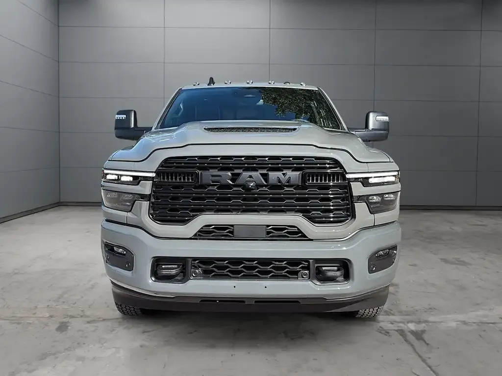 Ram 3500 2026 photo 2