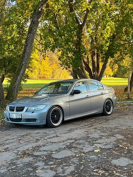 BMW 325I