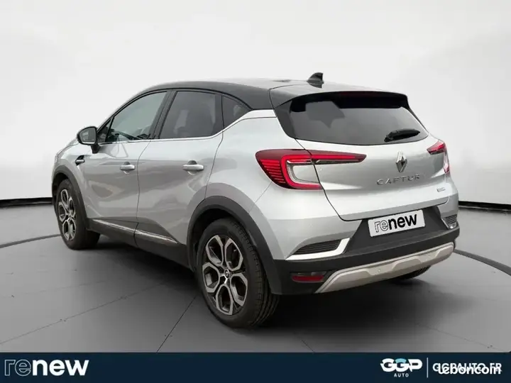 Renault Captur 2022 photo 3