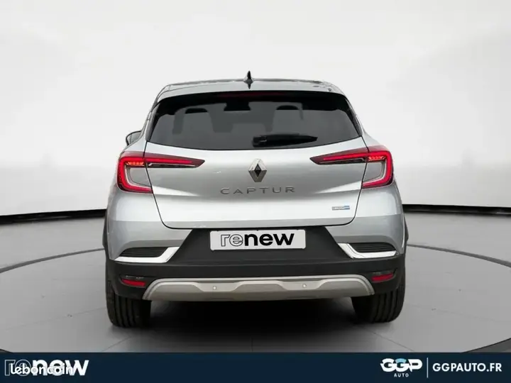 Renault Captur 2022 photo 4
