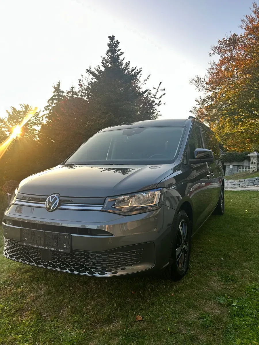 Volkswagen Caddy 2022 photo 2