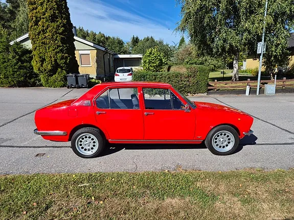 Alfa Romeo Alfetta 1973 photo 3