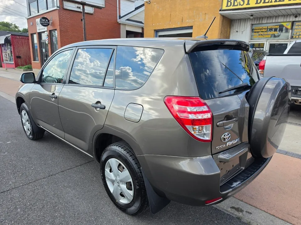 Toyota Rav4 2010 photo 5