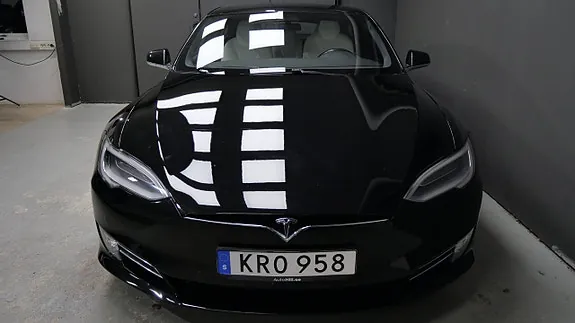 Tesla Model S 2020 photo 3