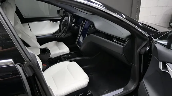 Tesla Model S 2020 photo 4