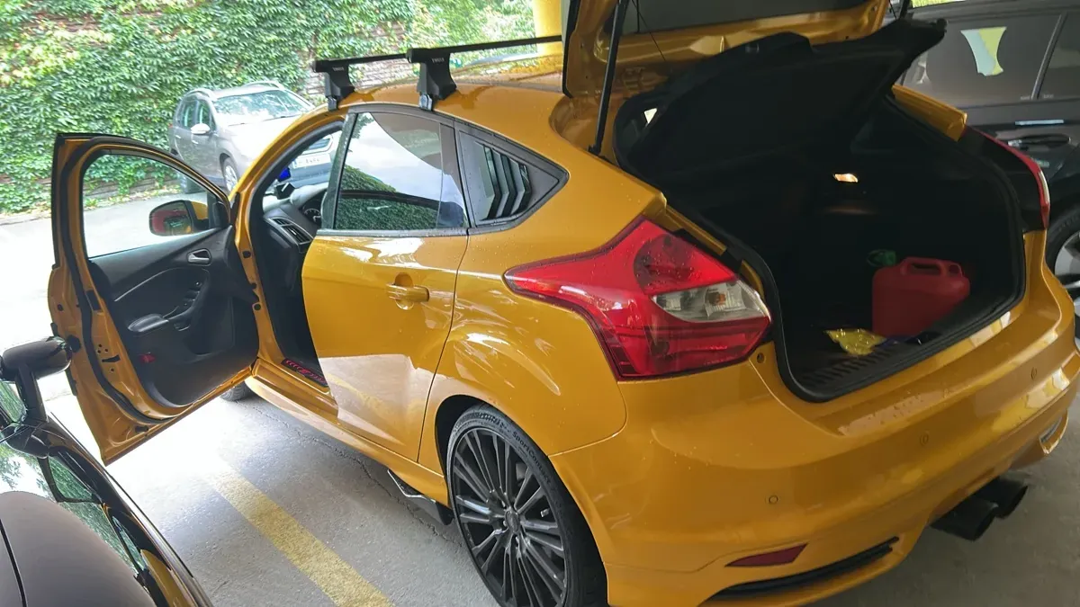 Ford Focus 2012 photo 3