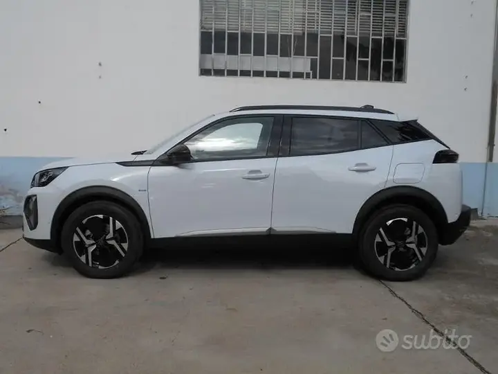 Peugeot 2008 2025 photo 3