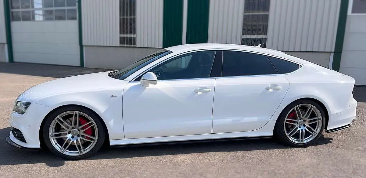 Audi A7 2012 photo 2