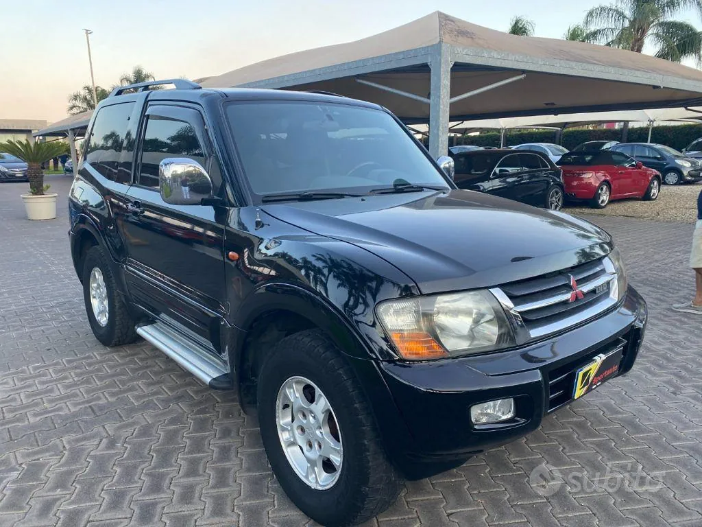 Mitsubishi Pajero 2001 photo 2