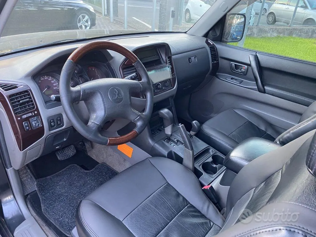 Mitsubishi Pajero 2001 photo 5
