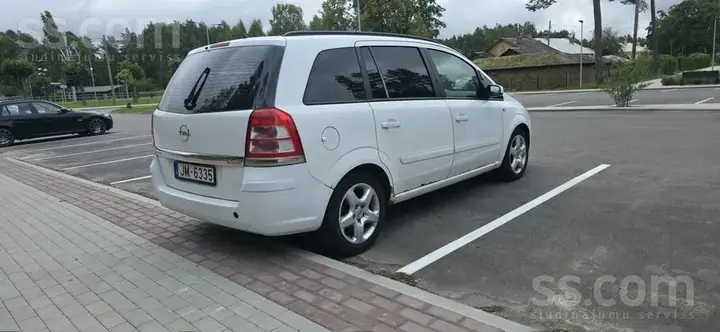 Opel Zafira 2008 photo 4