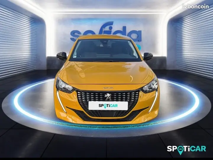 Peugeot 208 2023 photo 2