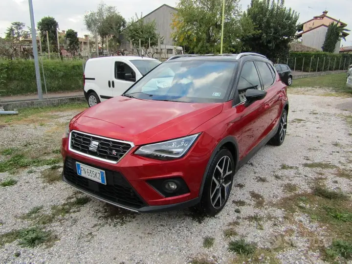 Seat Arona 2018 photo 2