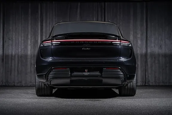 Porsche Macan Turbo 2025 photo 5