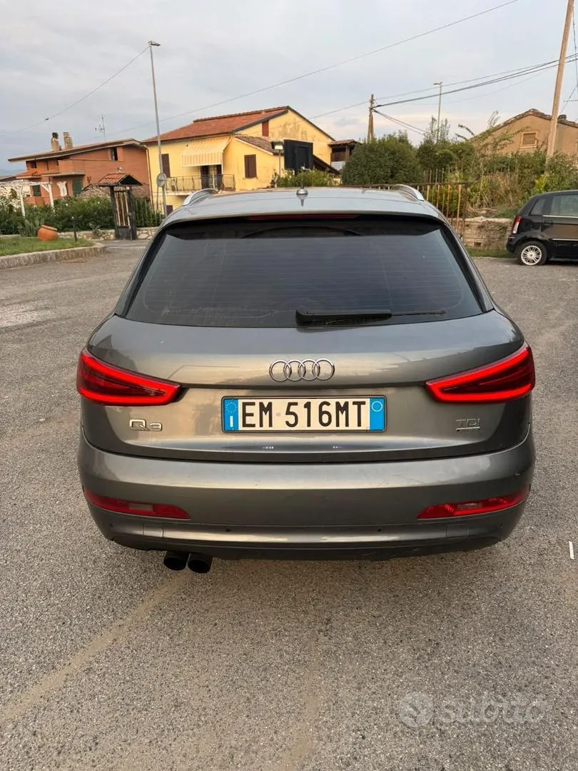 Audi Q3 2012 photo 3