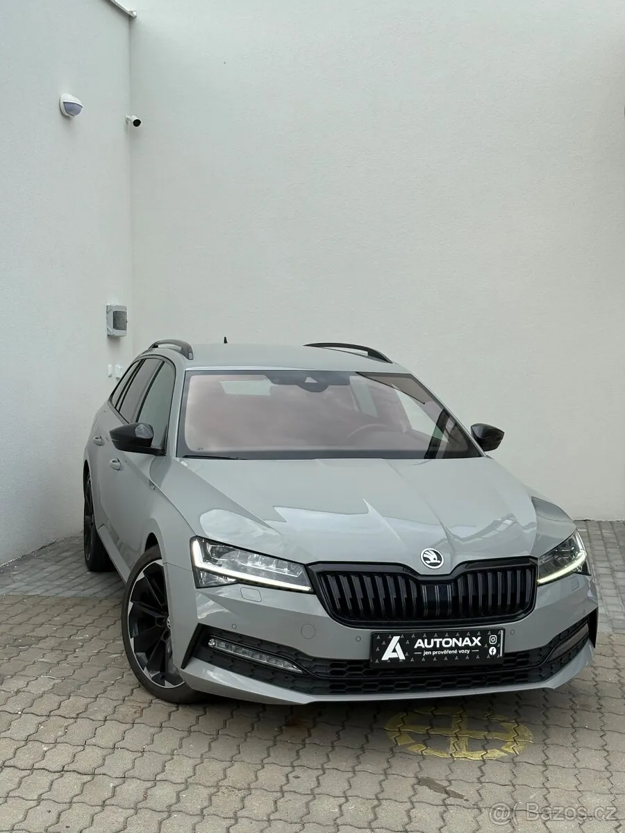 Skoda Superb 2021 photo 2