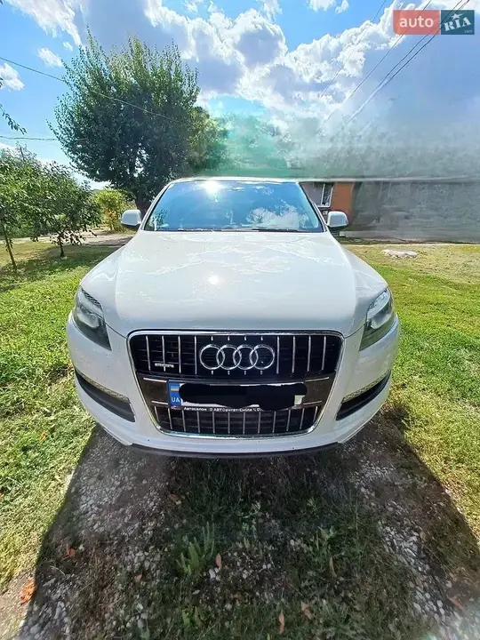 Audi Q7 2014 photo 4