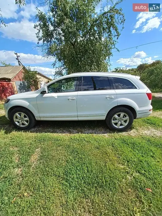Audi Q7