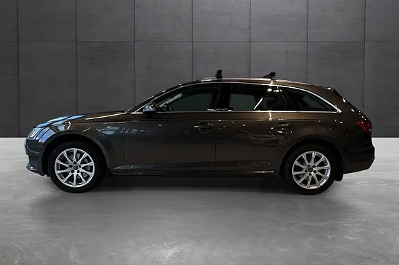 Audi A4 2017 photo 2