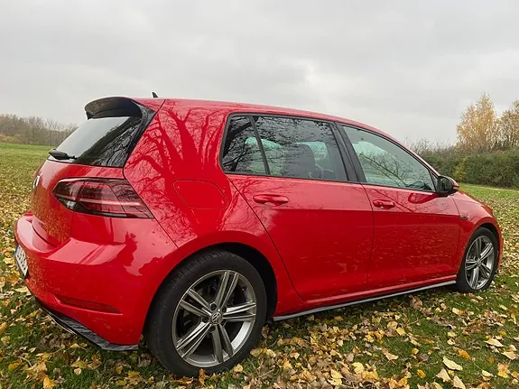 Volkswagen Golf 2018 photo 4