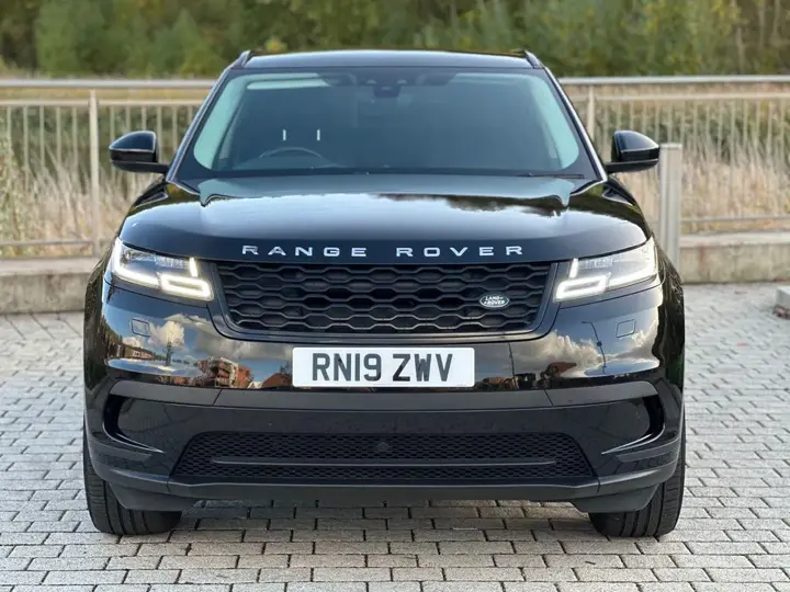 Land Rover Range Rover Velar 2019 photo 3