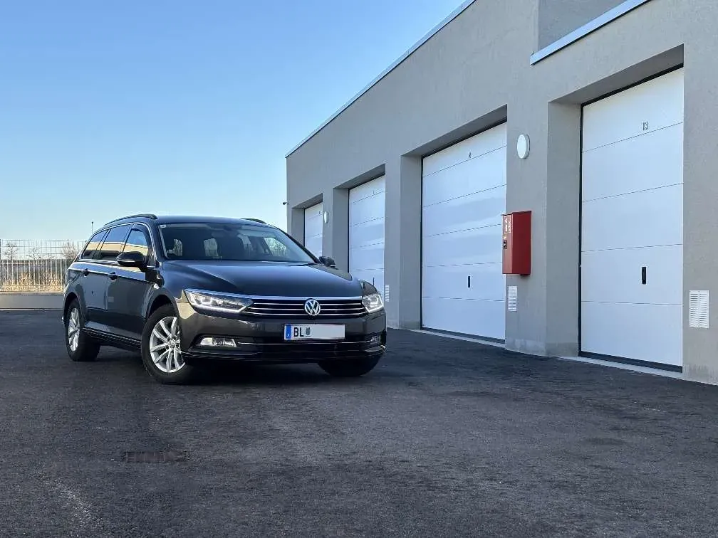 Volkswagen Passat 2016 photo 2