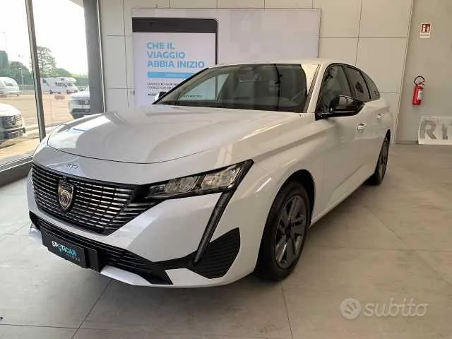 Peugeot 308 2024 photo 3