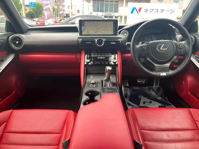 Lexus Is 2023 photo 2
