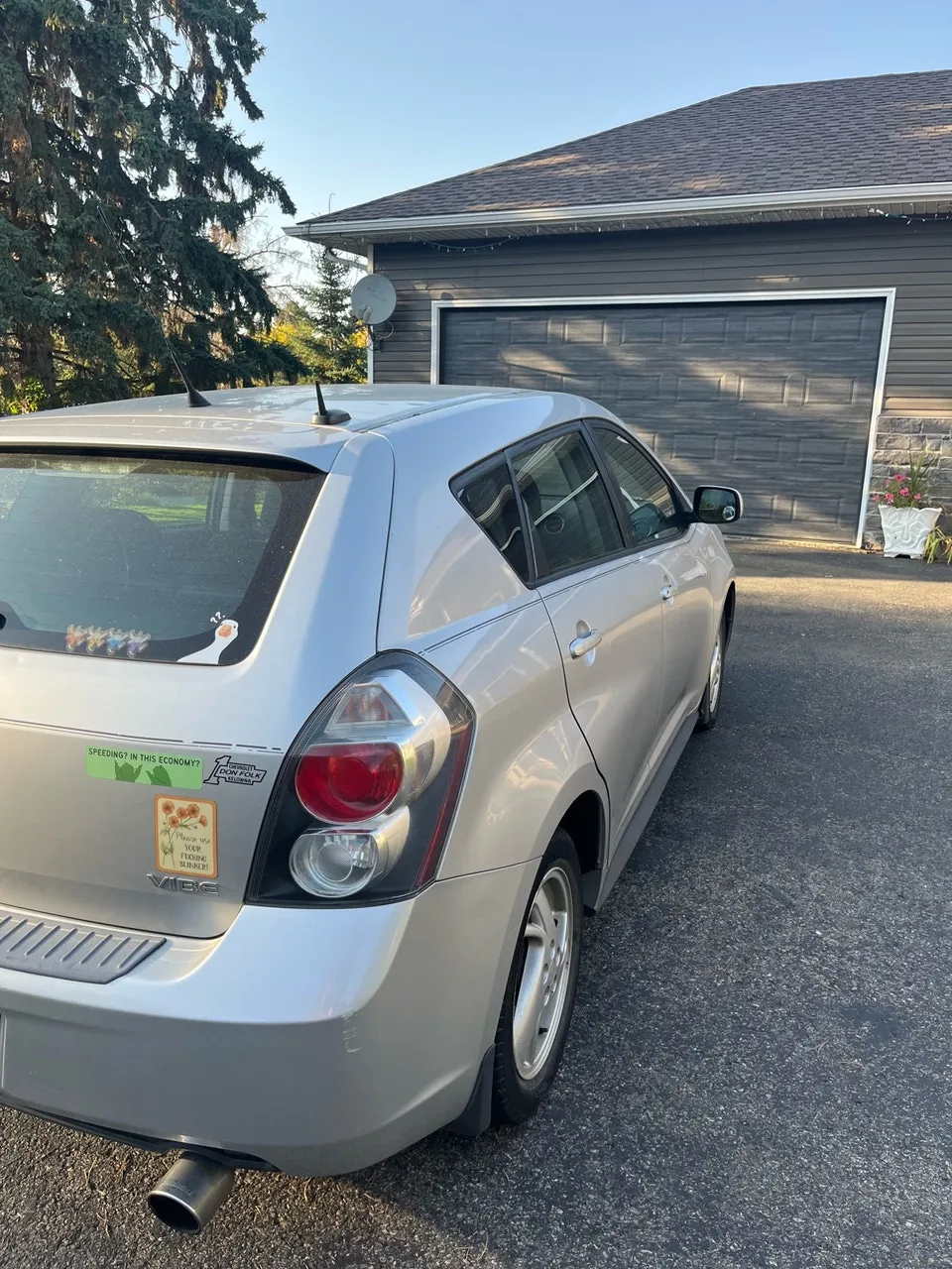 Pontiac Vibe 2009 photo 4
