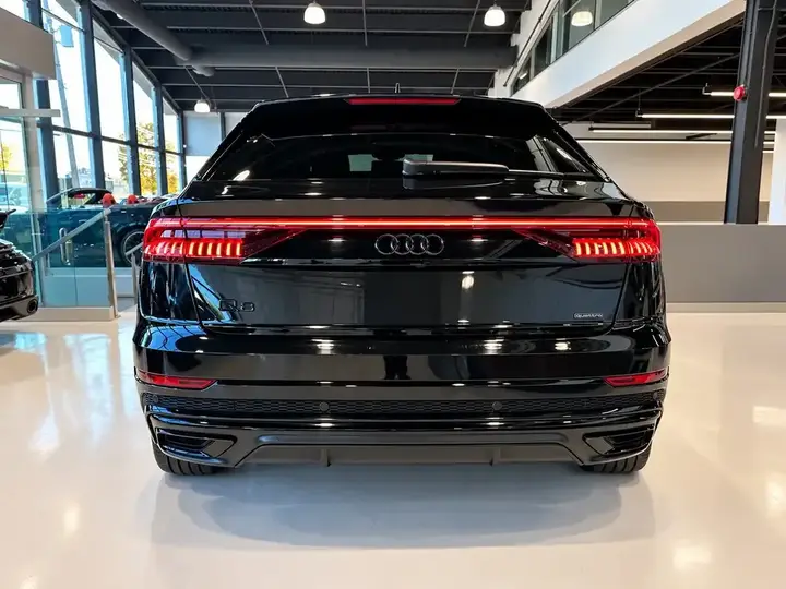 Audi Q8 2022 photo 3
