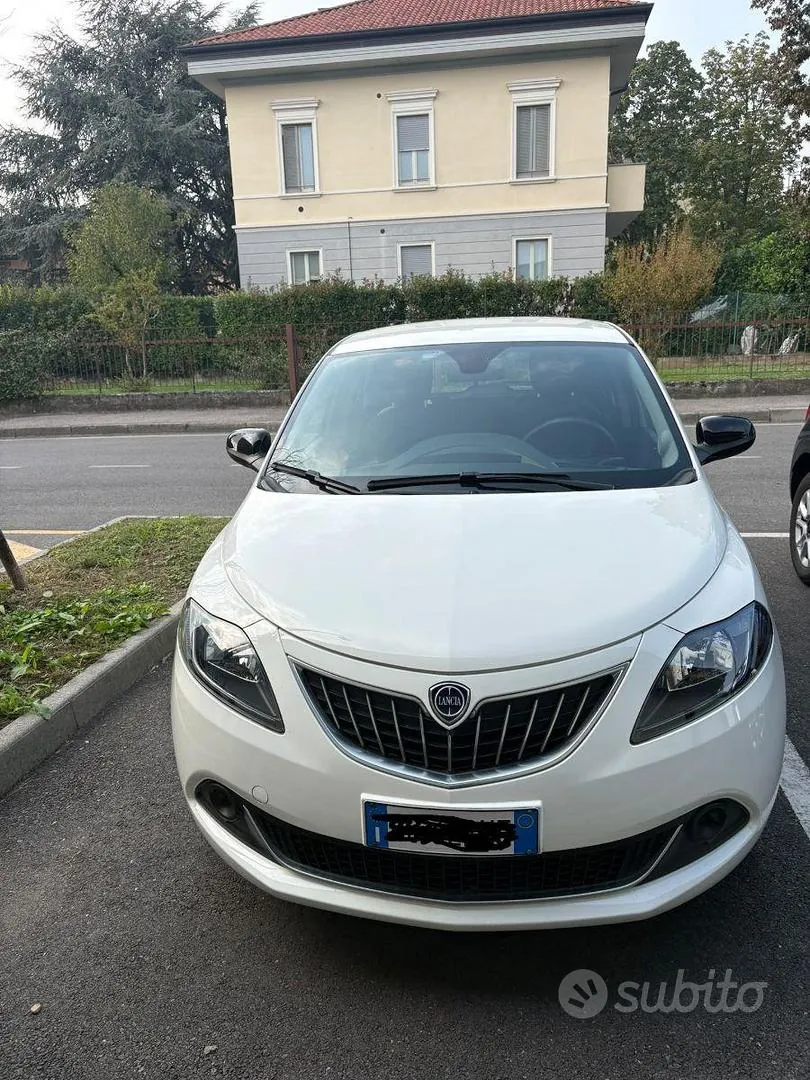 Lancia Ypsilon 2021 photo 3