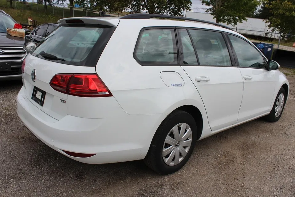 Volkswagen Golf 2015 photo 3