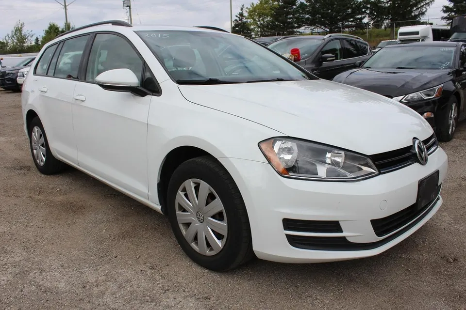 Volkswagen Golf 2015 photo 2