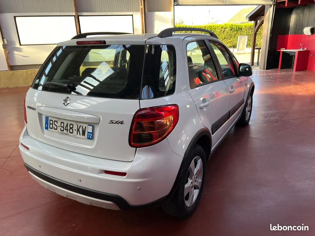 Suzuki Sx4 2011 photo 2