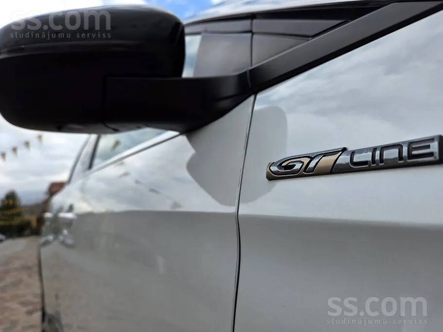 Peugeot 5008 2019 photo 4
