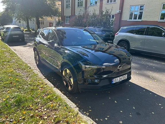 Volvo Ex30 2024 photo 2