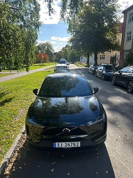Volvo Ex30 2024 photo 3