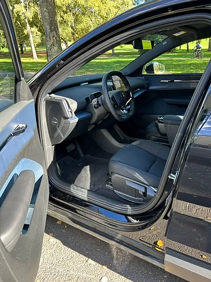 Volvo Ex30 2024 photo 5
