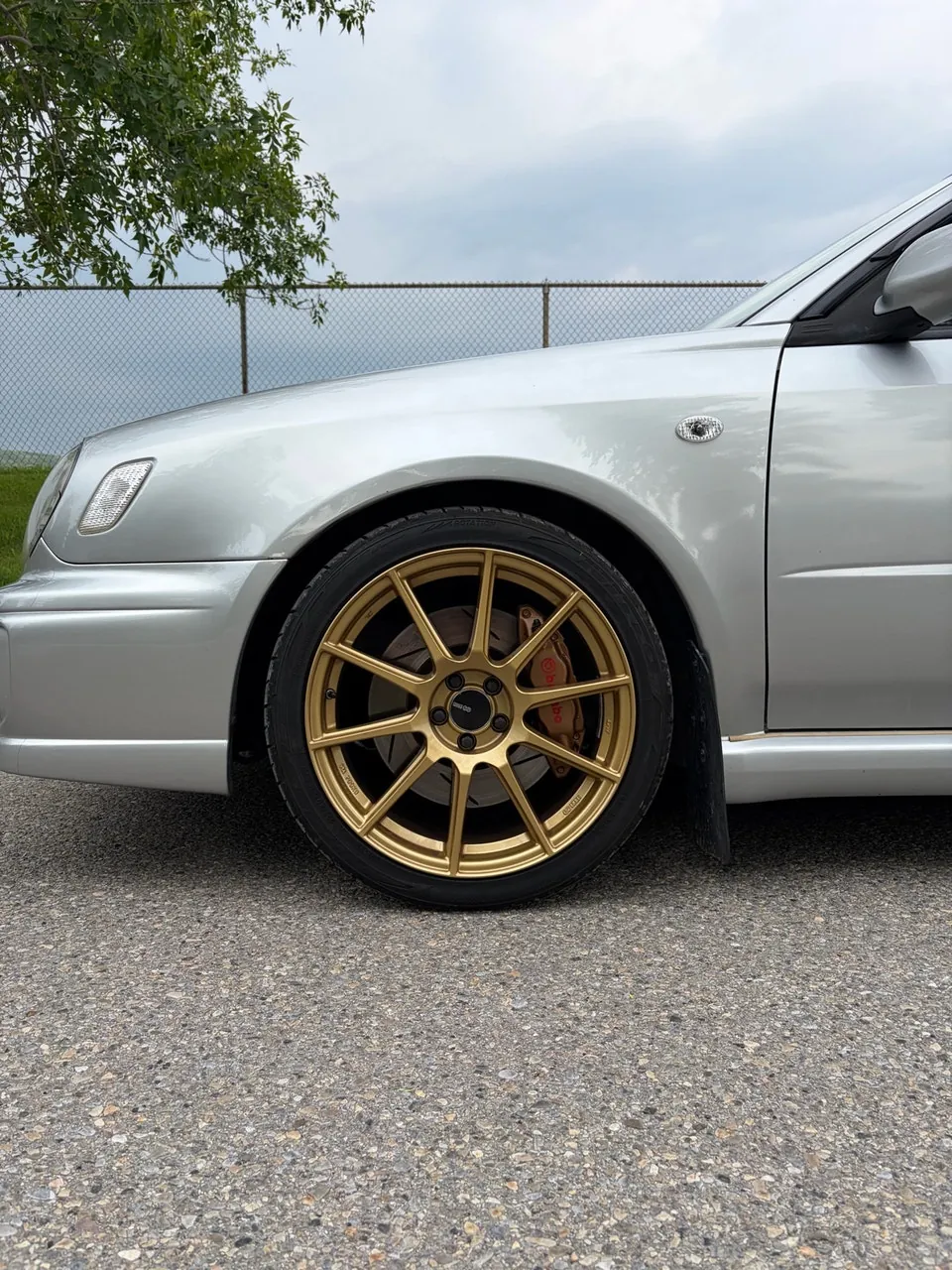 Subaru Sti 2001 photo 5
