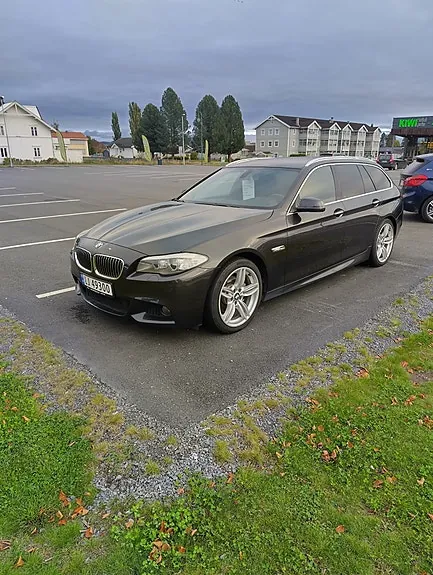 BMW 520I 2012 photo 2
