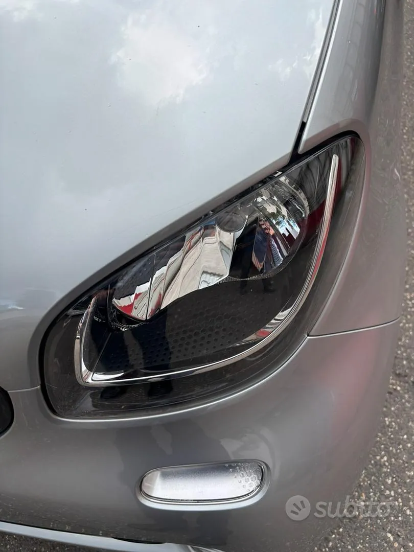 Smart Fortwo 2019 photo 5