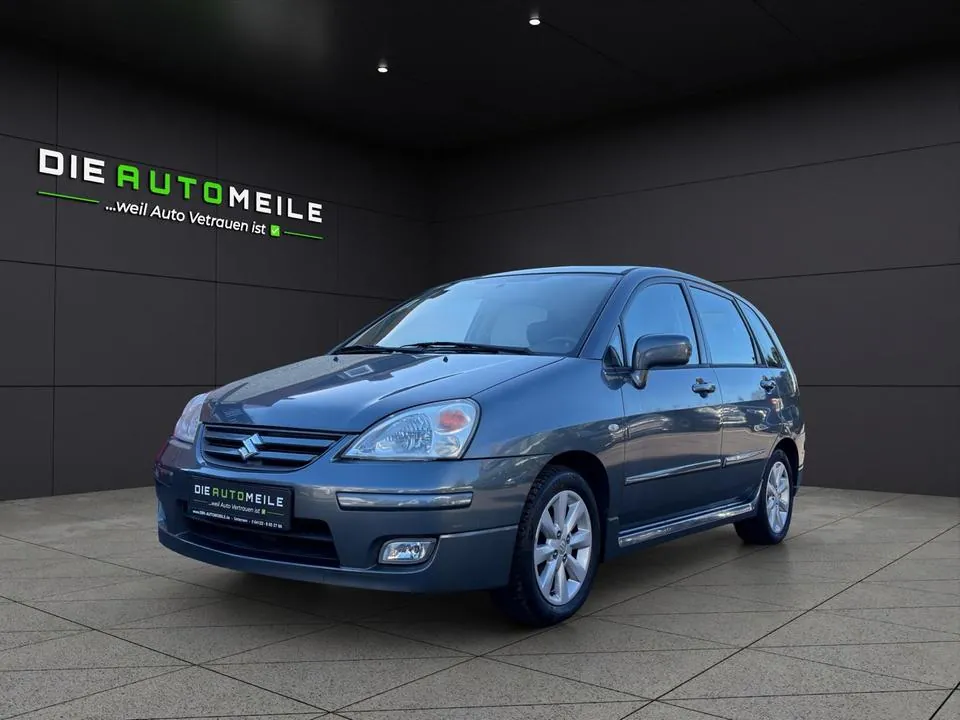 Suzuki Liana